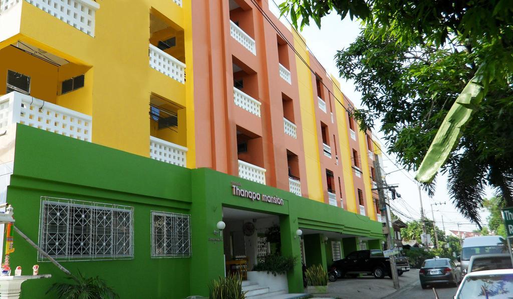 Thanapa Mansion Bangkok Exterior photo